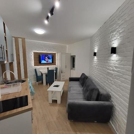 Harmony Suites Sajmiste Экстерьер фото