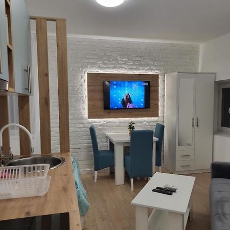 Harmony Suites Sajmiste Экстерьер фото